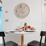 La Caorlina - Pied A Terre - Bas-Relief